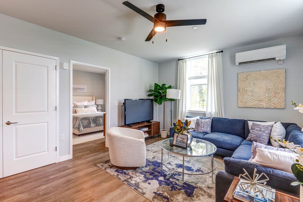 https://archello.com/story/136547/attachments/photos-videos/3 photo_credit Photo property of the owners at The Belmont At Eastview