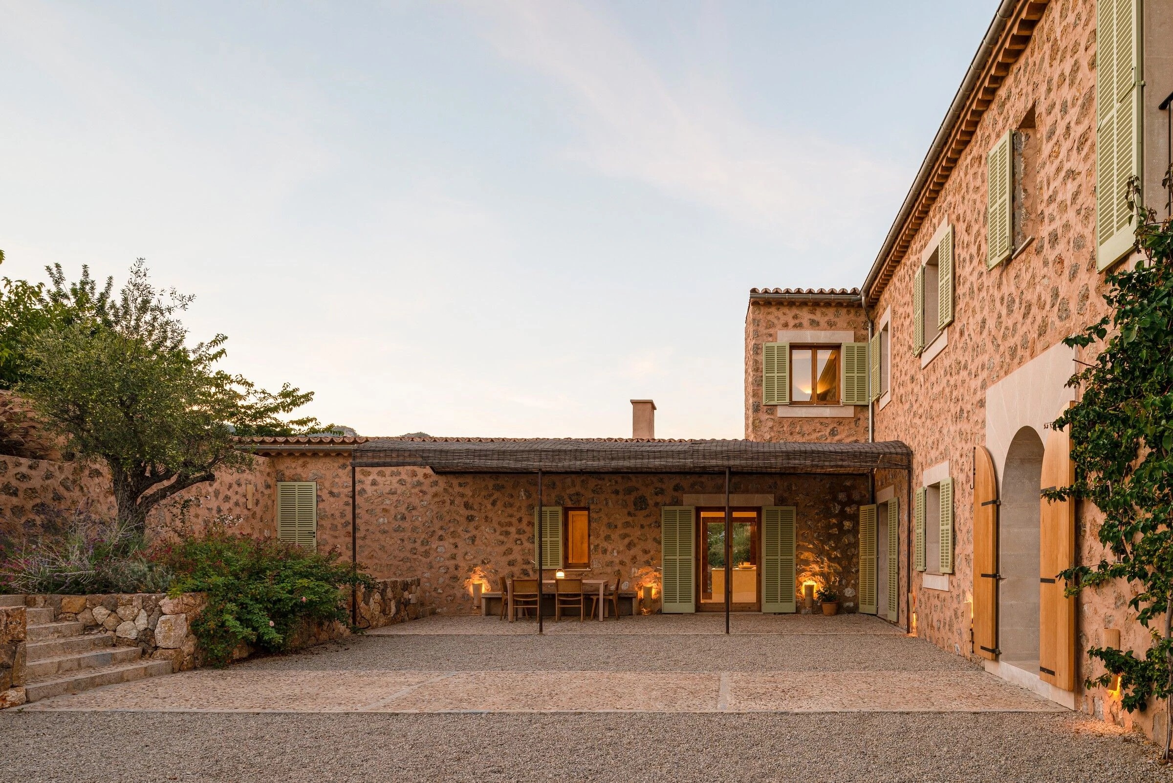 https://archello.com/story/136551/attachments/photos-videos/6 photo_credit Lluís Bort