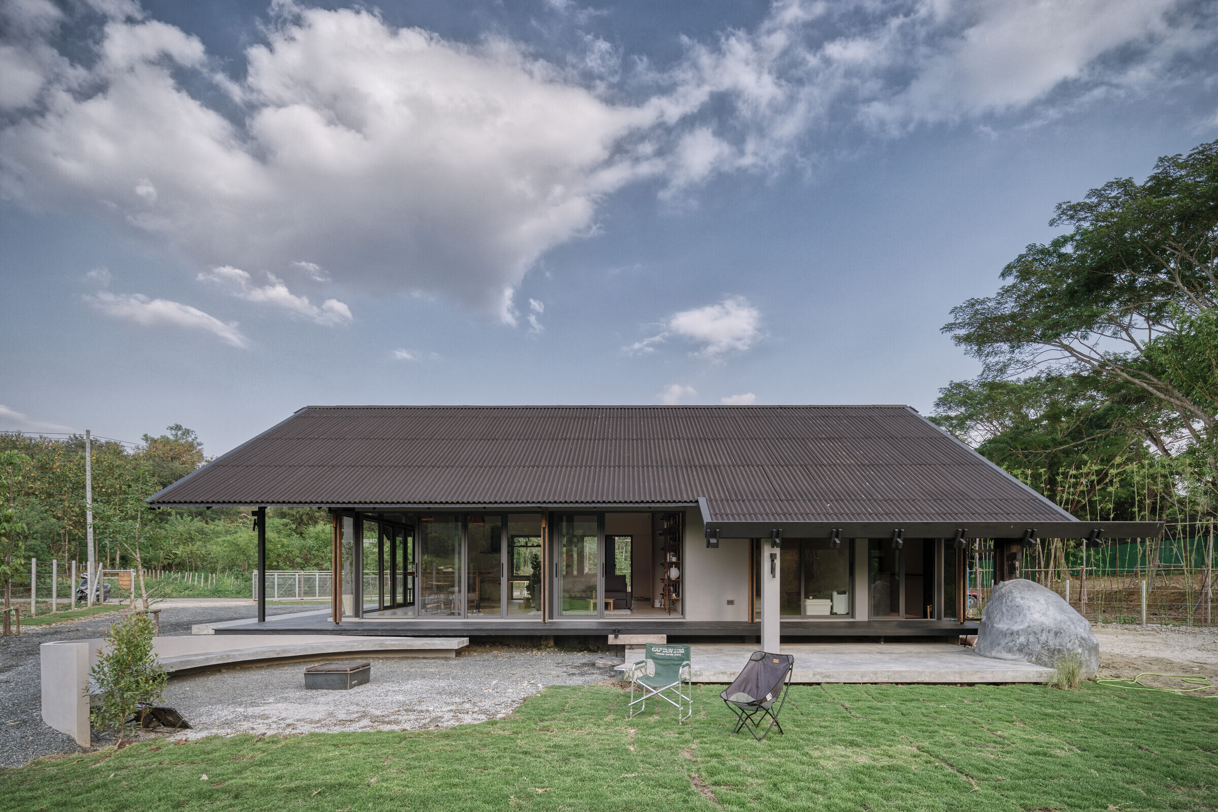 https://archello.com/story/136602/attachments/photos-videos/4 photo_credit Jeng Pheera