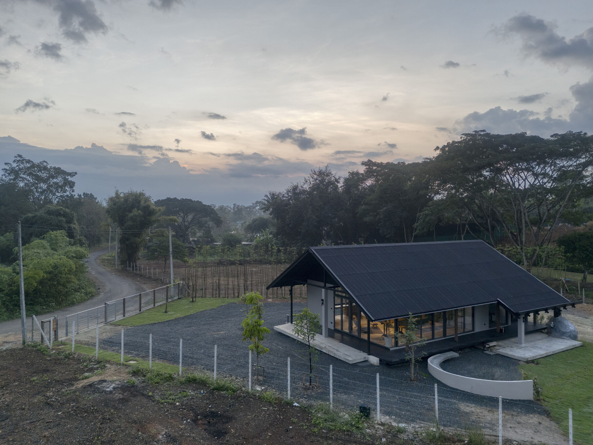 https://archello.com/story/136602/attachments/photos-videos/23 photo_credit Jeng Pheera