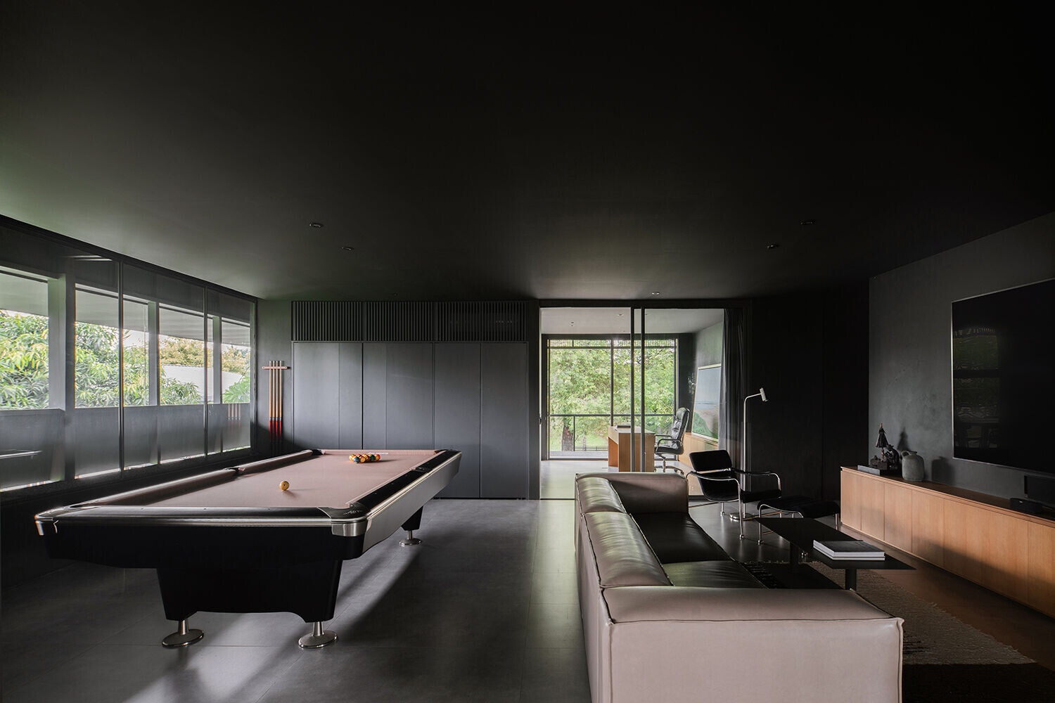 https://archello.com/story/136622/attachments/photos-videos/8 photo_credit Ernest Theofilus