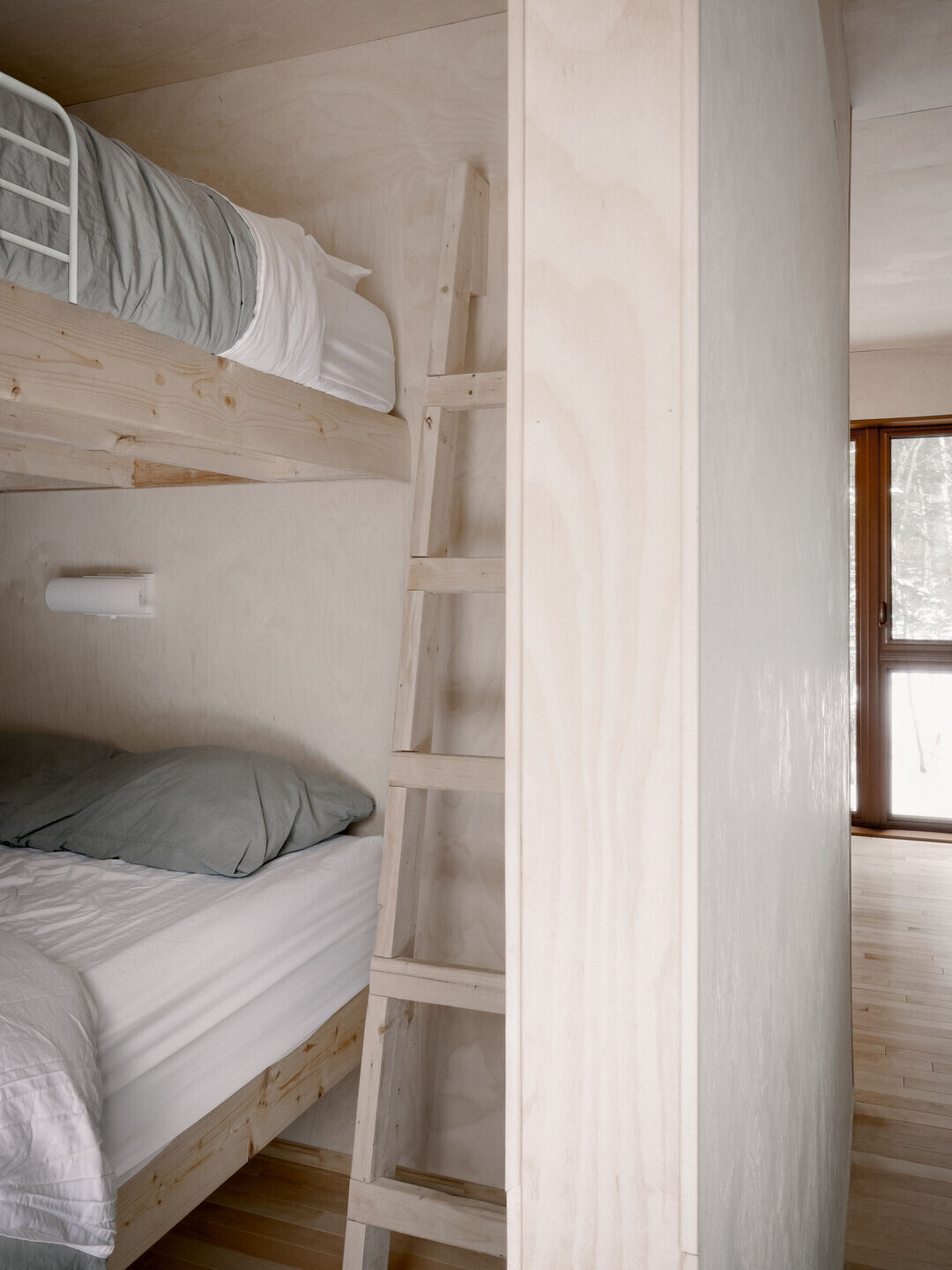 https://archello.com/story/136733/attachments/photos-videos/8 photo_credit Félix Michaud