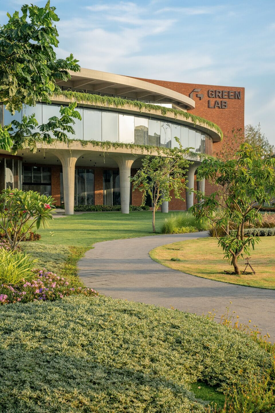 https://archello.com/story/136680/attachments/photos-videos/6 photo_credit Vinay Panjwani
