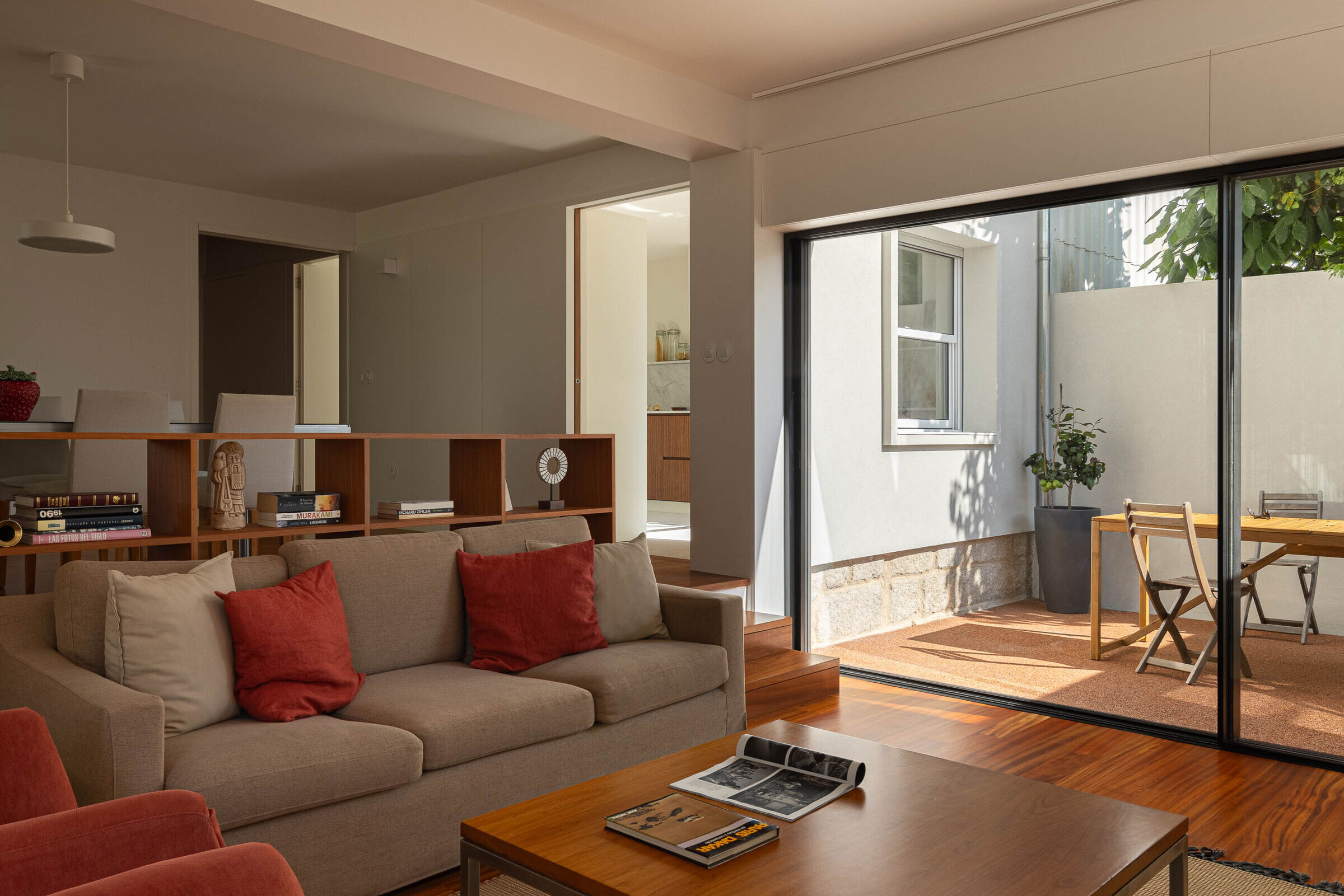 https://archello.com/story/136689/attachments/photos-videos/87 photo_credit Ivo Tavares Studio
