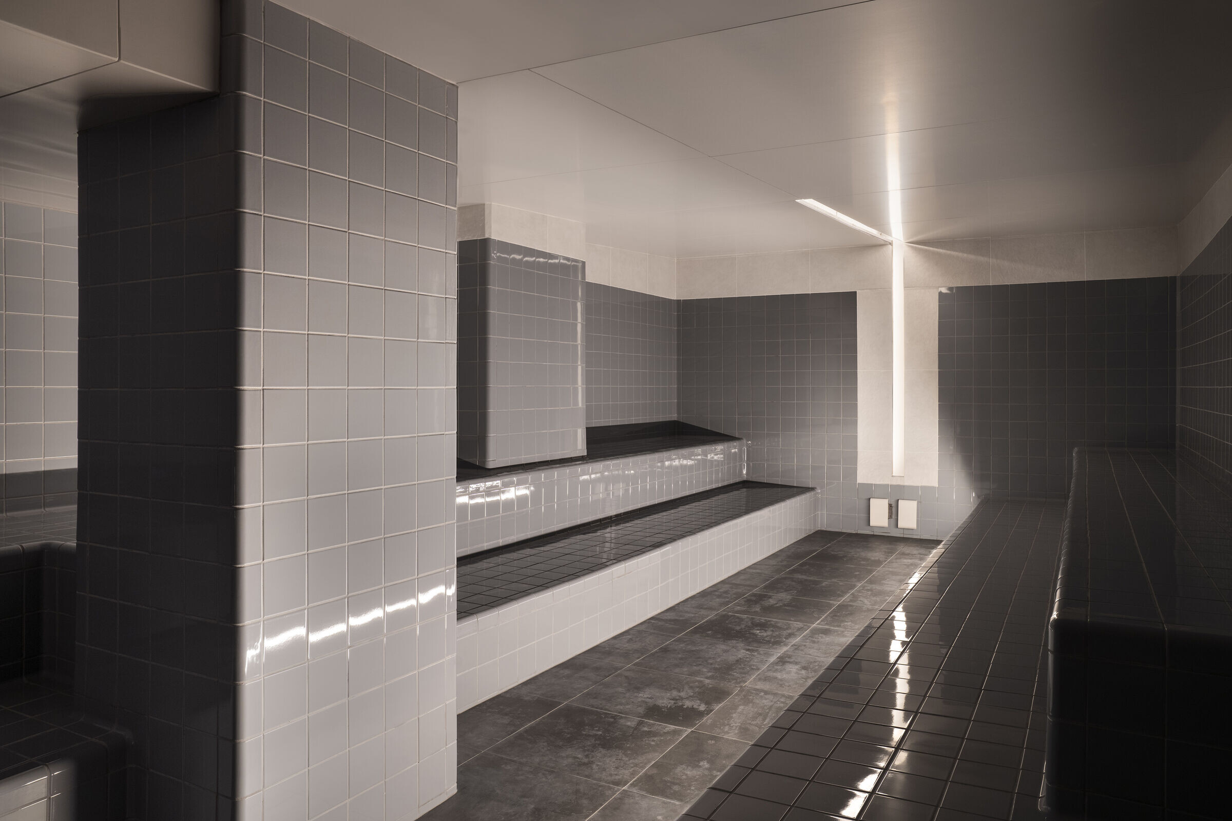 https://archello.com/story/136727/attachments/photos-videos/4 photo_credit Photo Credit: Emily Andrews