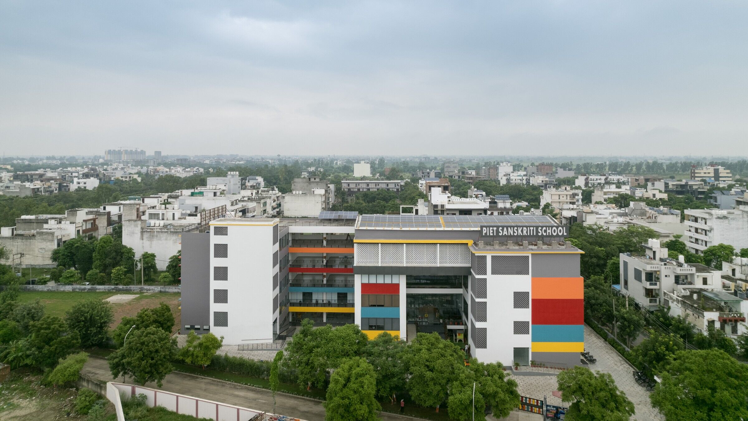 https://archello.com/story/136742/attachments/photos-videos/4 photo_credit Nakul Jain
