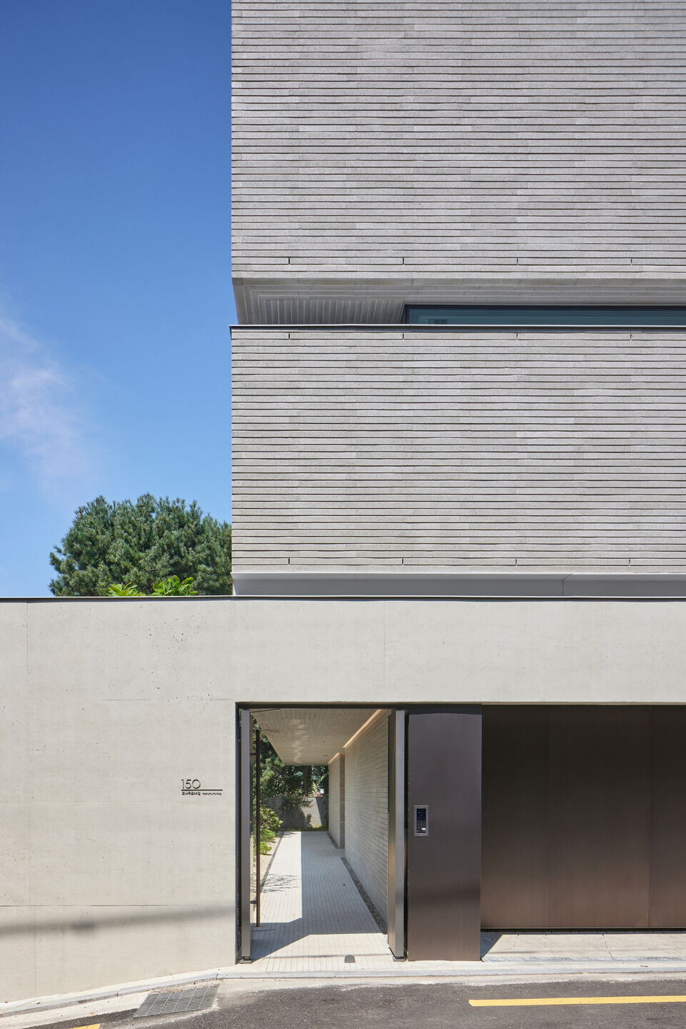 https://archello.com/story/136781/attachments/photos-videos/4 photo_credit Kyung Roh