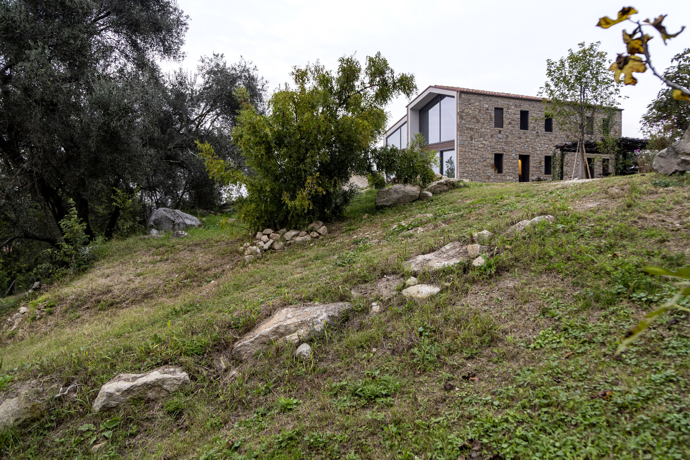 https://archello.com/story/137099/attachments/photos-videos/3 photo_credit Leonardo Scarabello