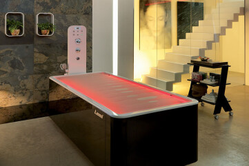 Aemotio Basic - Wet table with electric height adjustment Aemotio Basic - Wet table with electric height adjustment