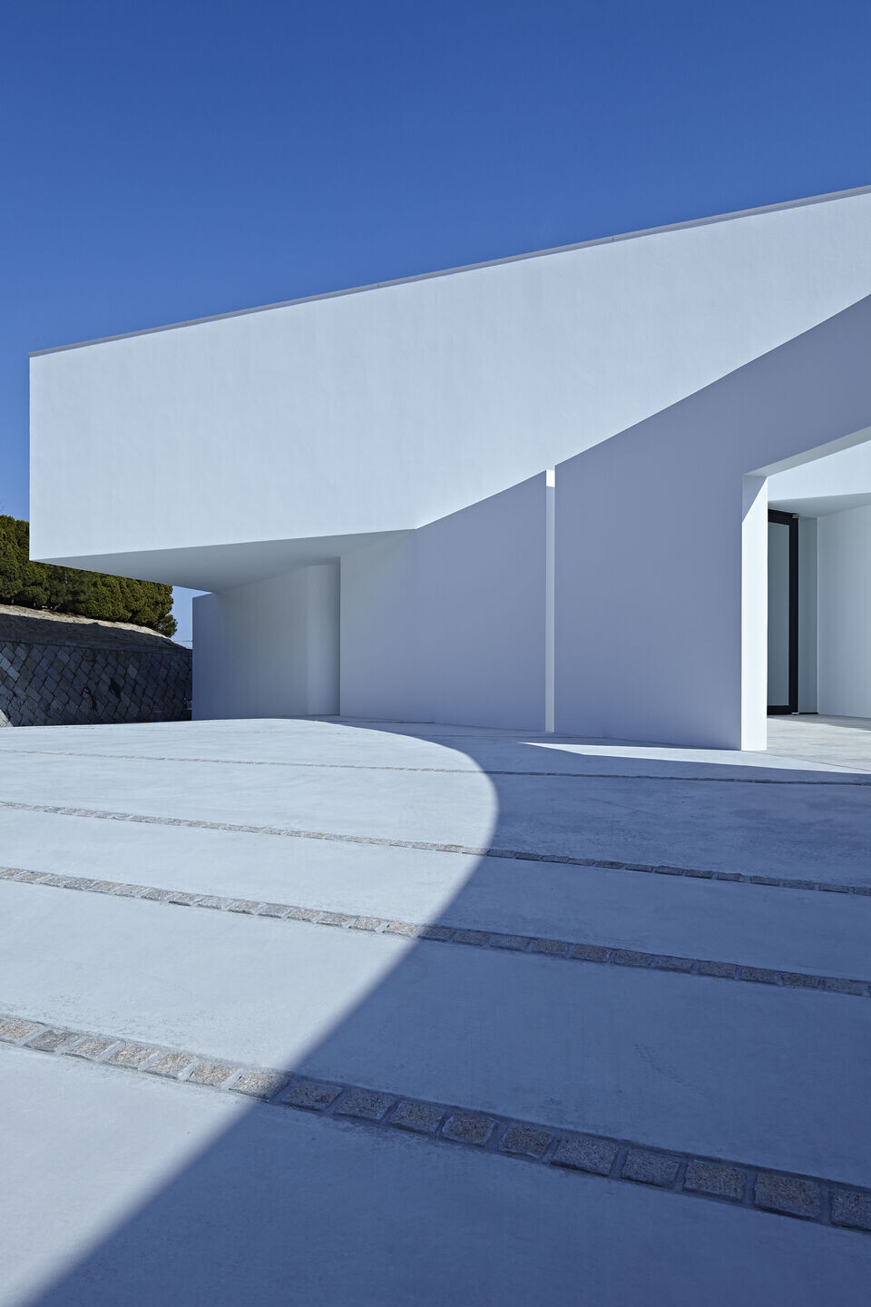 https://archello.com/story/137215/attachments/photos-videos/4 photo_credit Koichi Torimura
