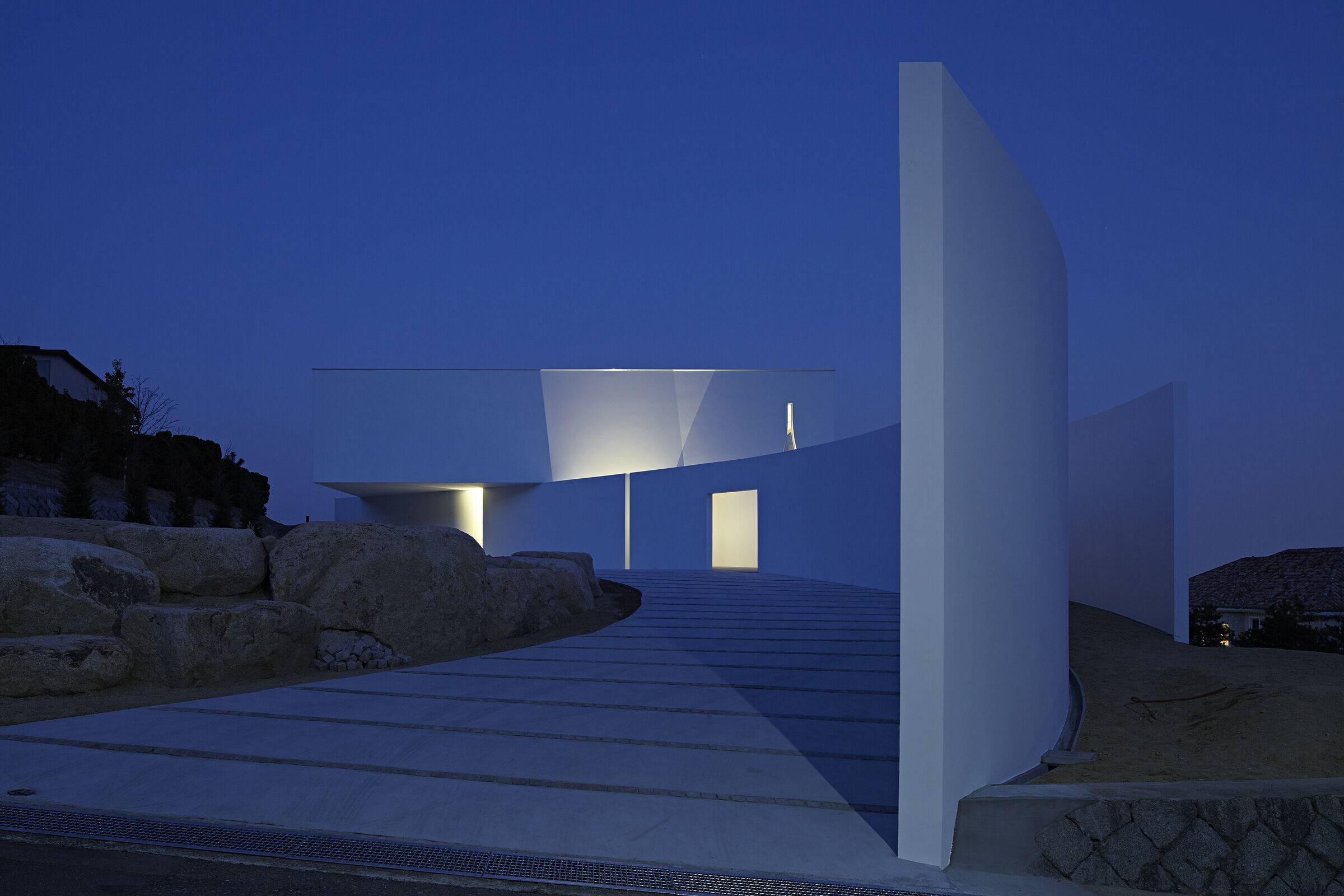 https://archello.com/story/137215/attachments/photos-videos/12 photo_credit Koichi Torimura