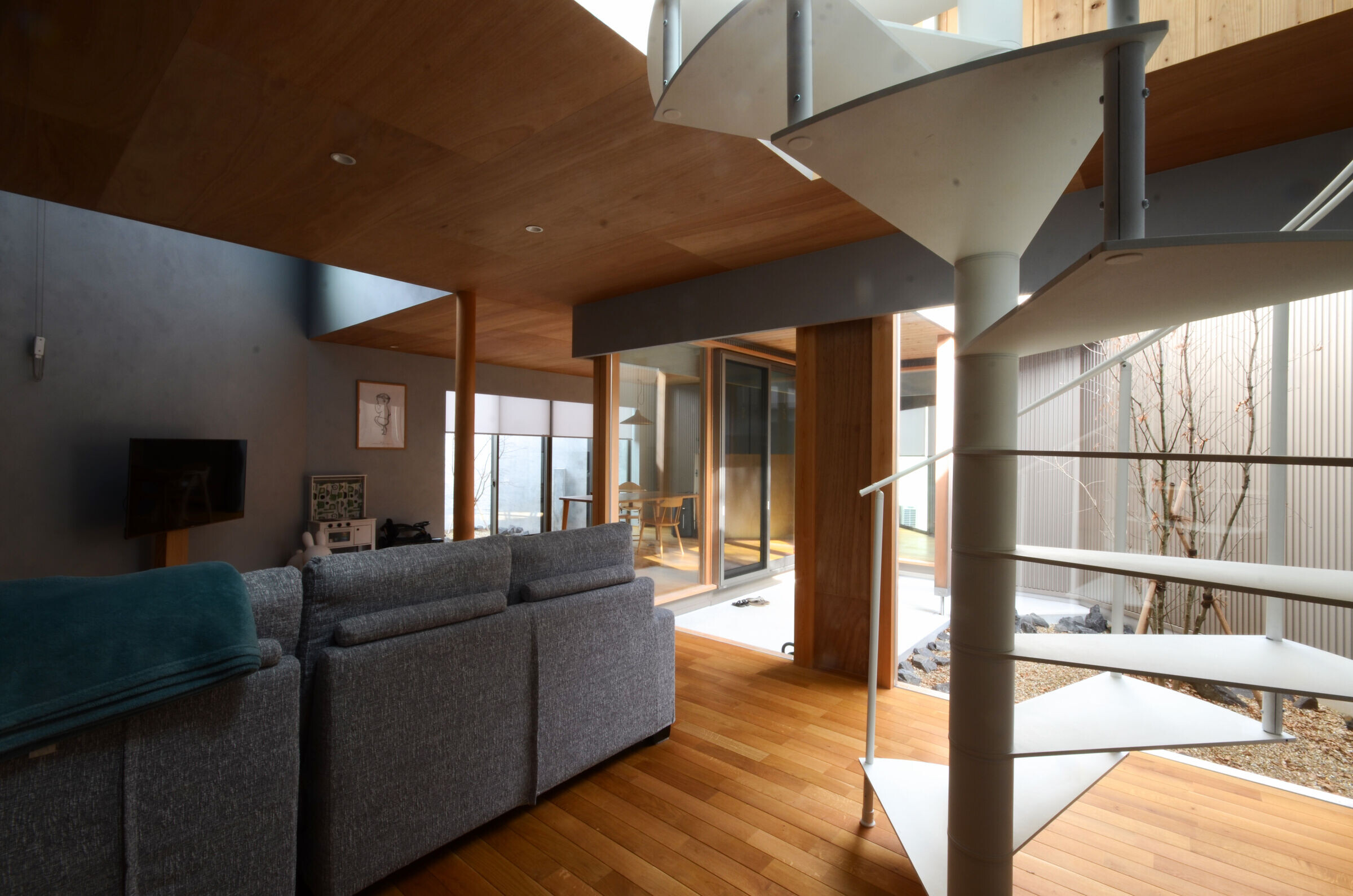 https://archello.com/story/137285/attachments/photos-videos/6 photo_credit Ryota Sekiya