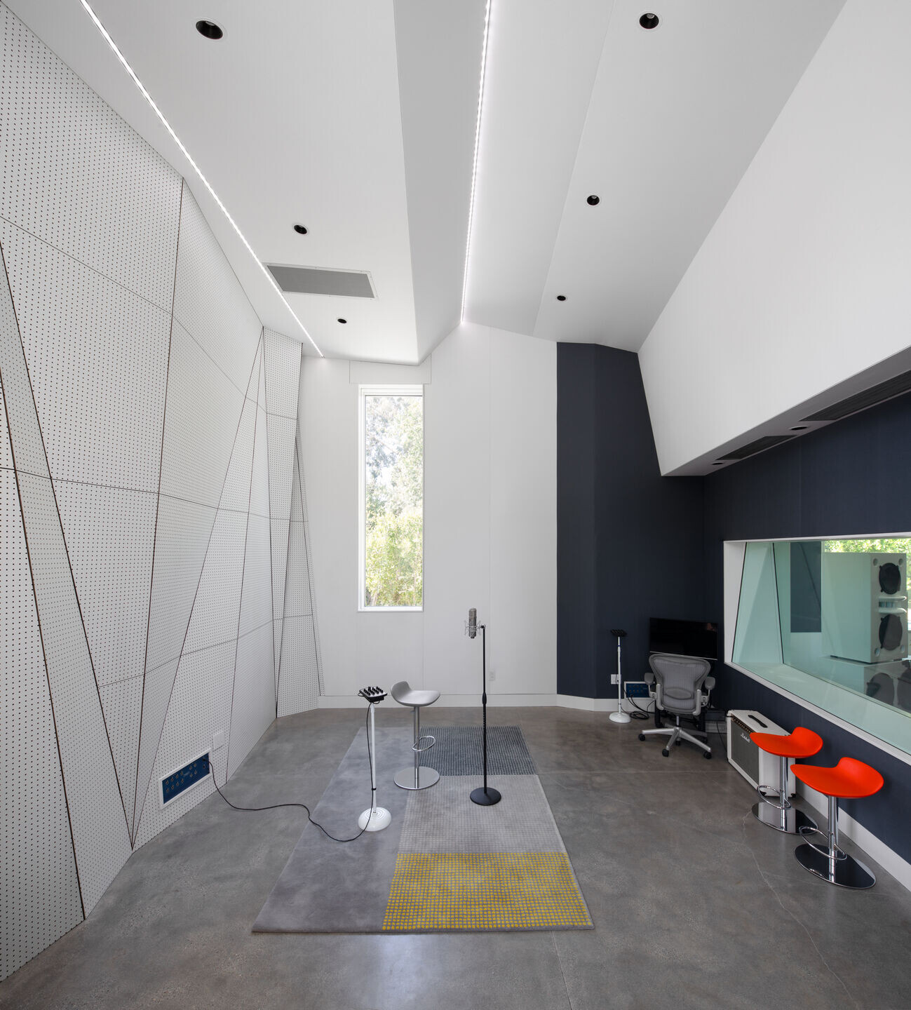 https://archello.com/story/126848/attachments/photos-videos/13 photo_credit Taiyo Watanabe