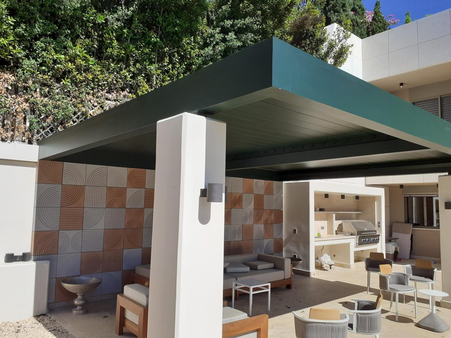 https://archello.com/story/137475/attachments/photos-videos/6