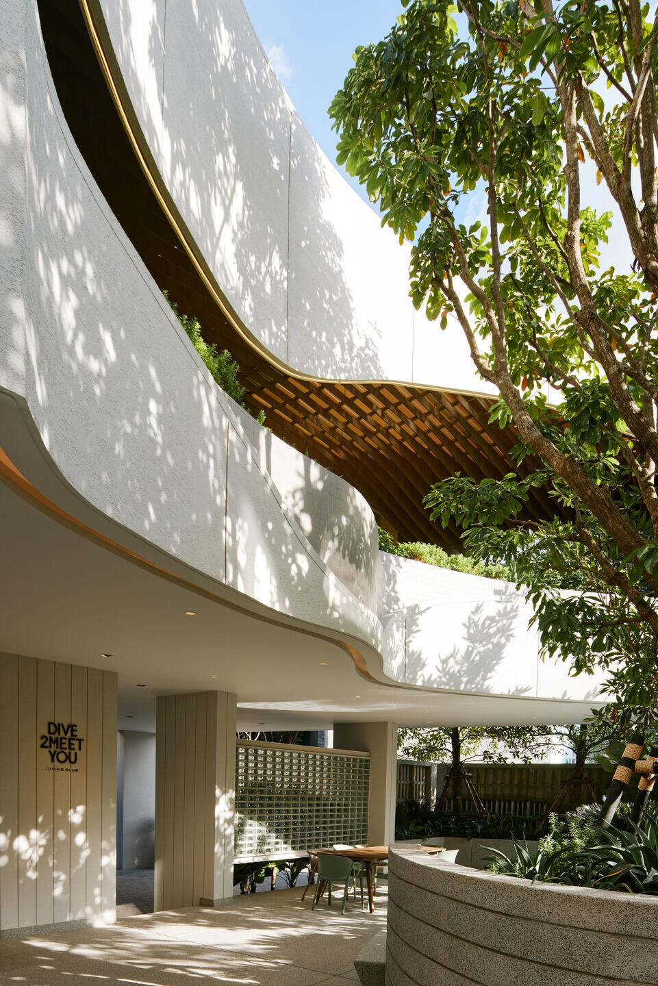 https://archello.com/story/137468/attachments/photos-videos/12 photo_credit Thanawatchu