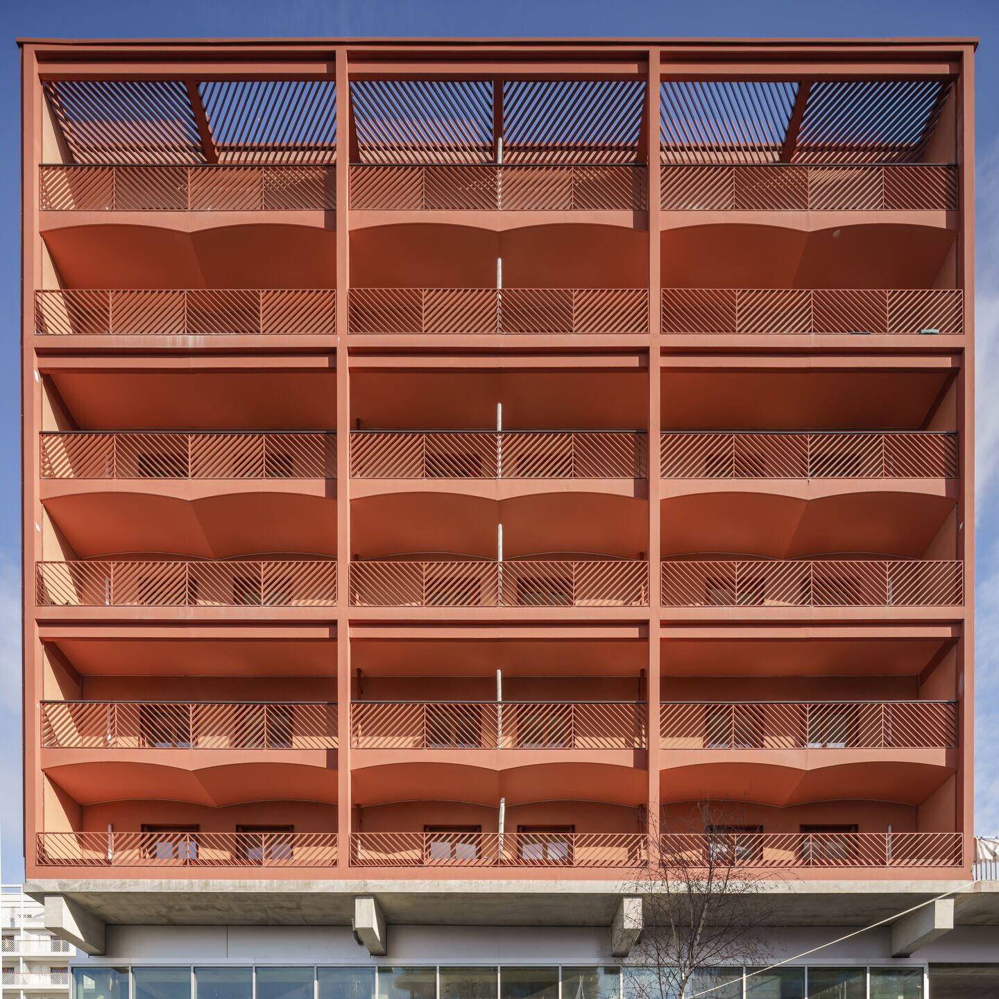 https://archello.com/story/137634/attachments/photos-videos/5 photo_credit Stefan Tuchila