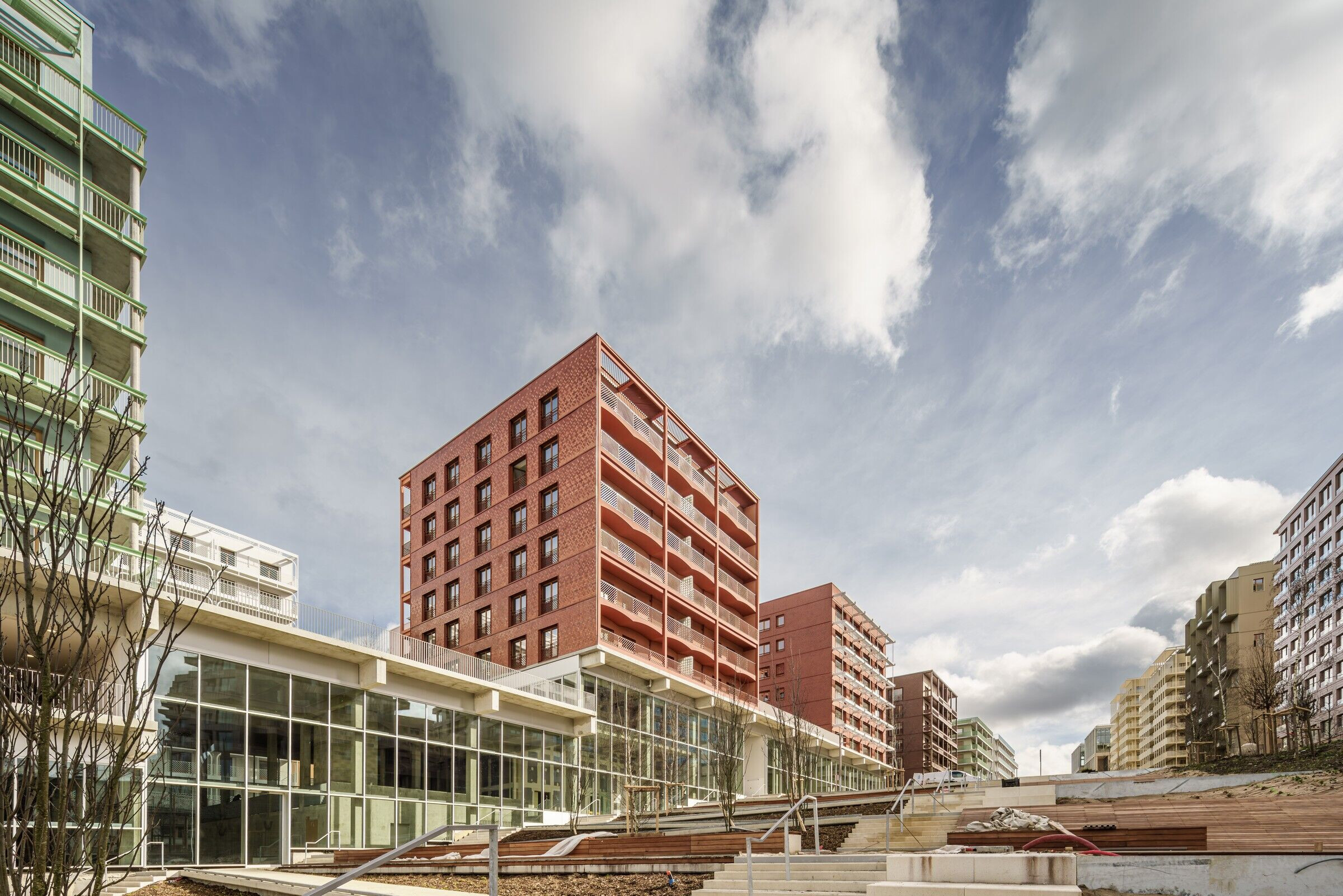 https://archello.com/story/137634/attachments/photos-videos/10 photo_credit Stefan Tuchila