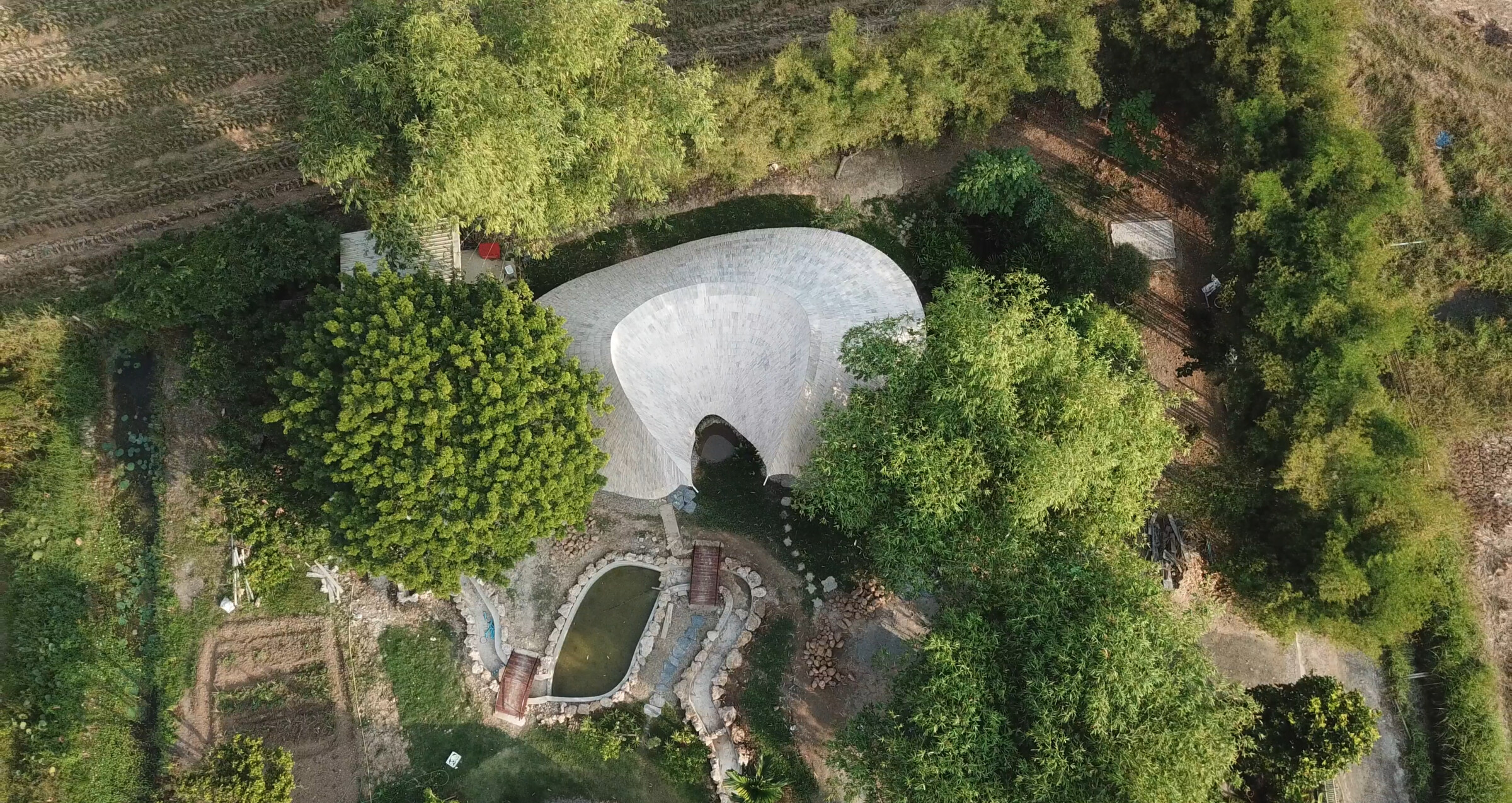 https://archello.com/story/137630/attachments/photos-videos/18 photo_credit Markus Roselieb, CLA
