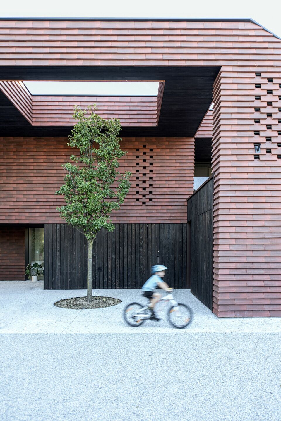 https://archello.com/story/137697/attachments/photos-videos/4 photo_credit Tomaz Gregoric