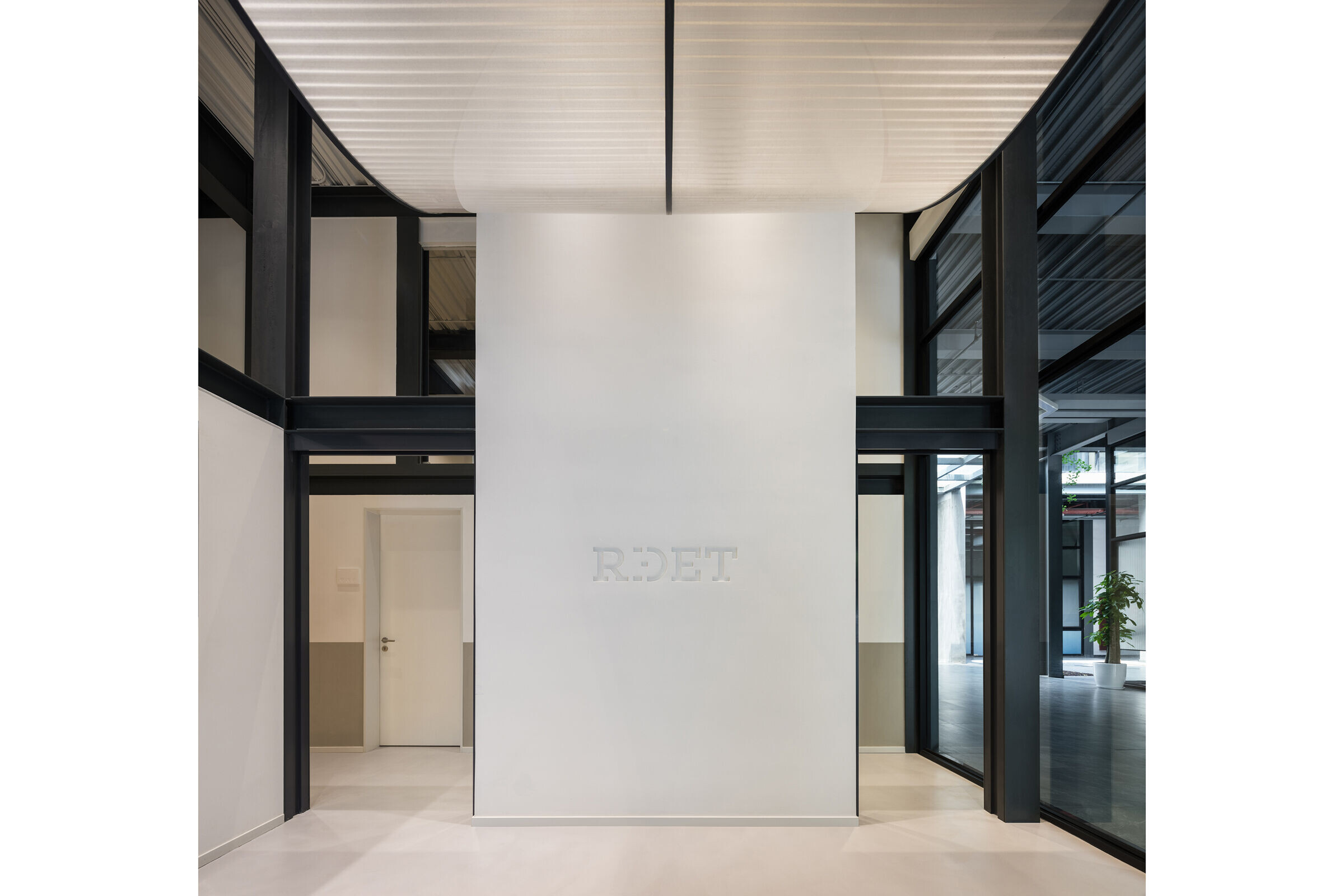 https://archello.com/story/137692/attachments/photos-videos/15 photo_credit Wen Studio