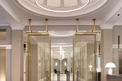 Stainless Steel and Brass LHZ-1 Woven Wire Mesh as Space Dividers in Luxury Hotel