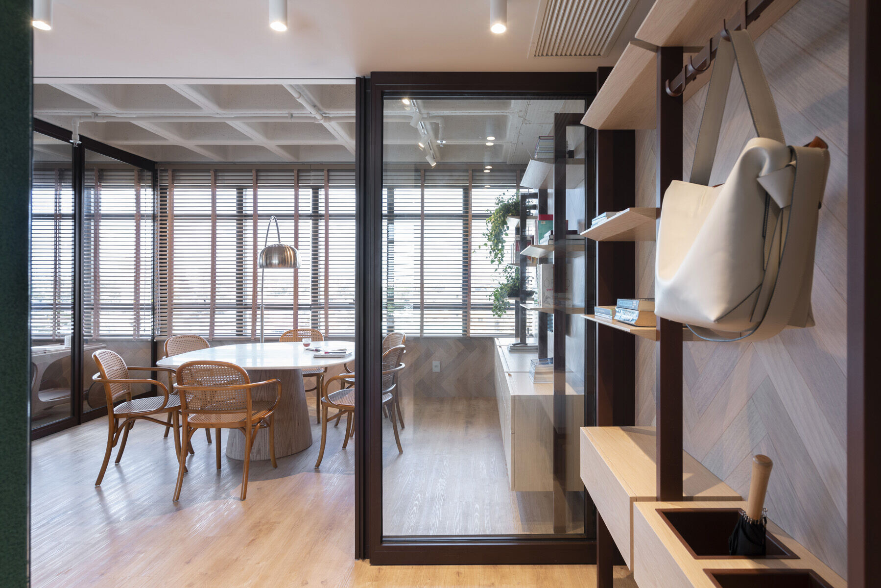 https://archello.com/story/137920/attachments/photos-videos/5 photo_credit NMLSS