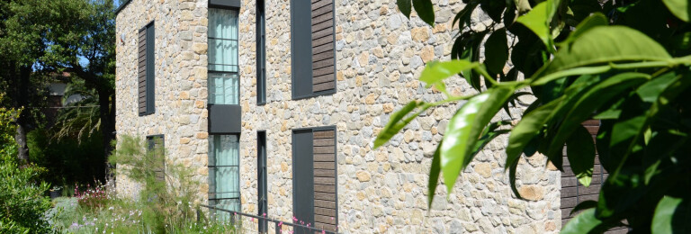 Geopietra® P03 Botticino model - Mixture of Shade - Opus Incertum Profile