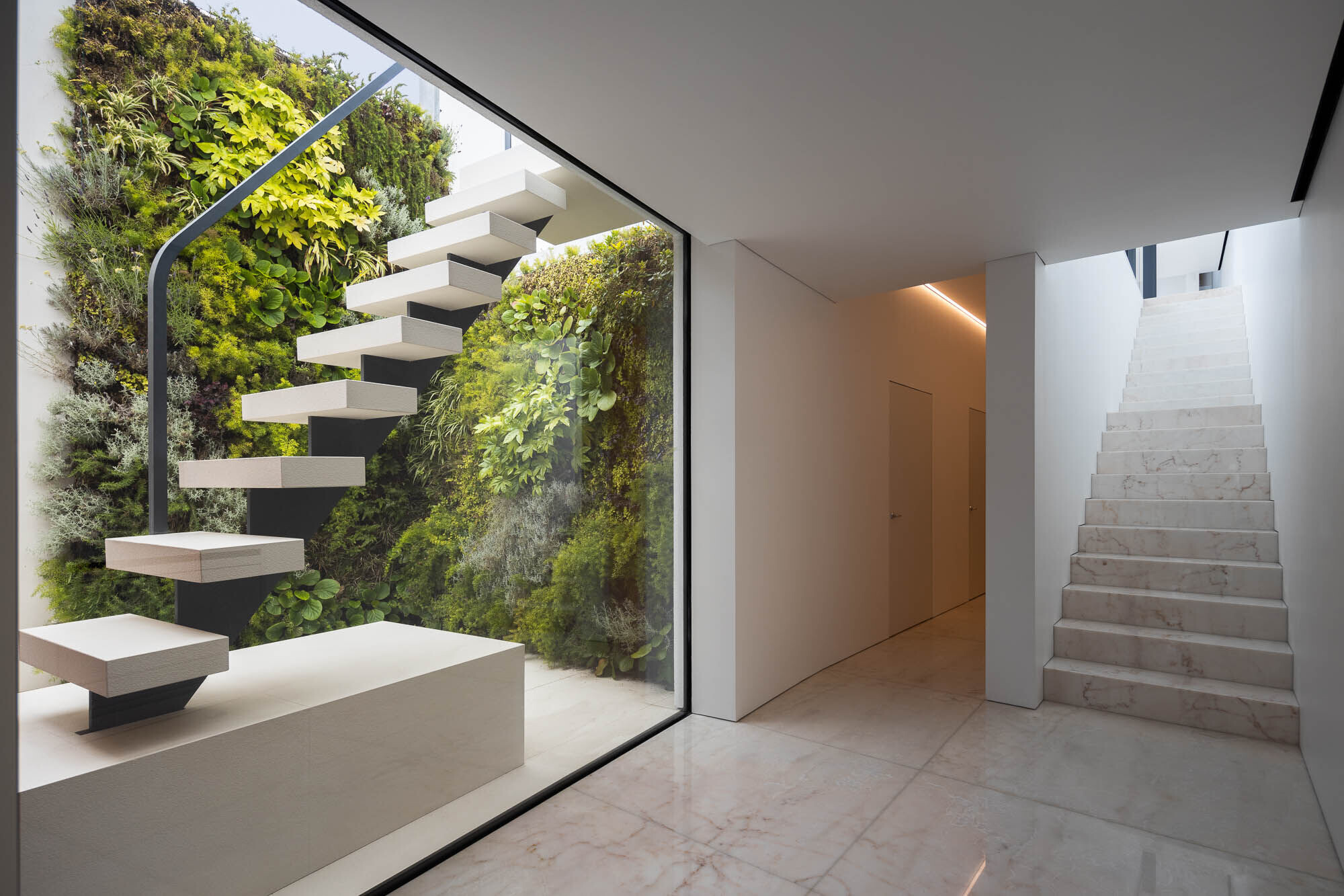 https://archello.com/story/138162/attachments/photos-videos/5 photo_credit Ivo Tavares Studio