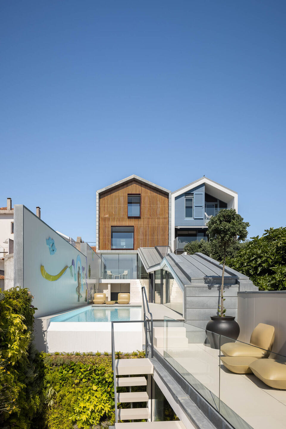 https://archello.com/story/138162/attachments/photos-videos/23 photo_credit Ivo Tavares Studio