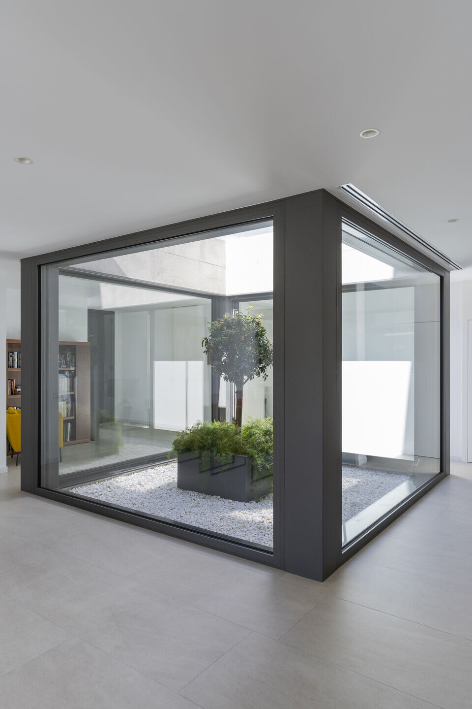 https://archello.com/es/story/138182/attachments/photos-videos/17 photo_credit Casas inHAUS | Luxury prefabricated house in Madrid