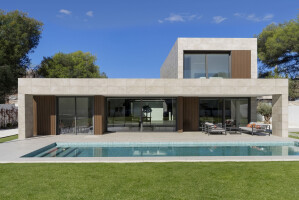 Luxury prefabricated house in Madrid