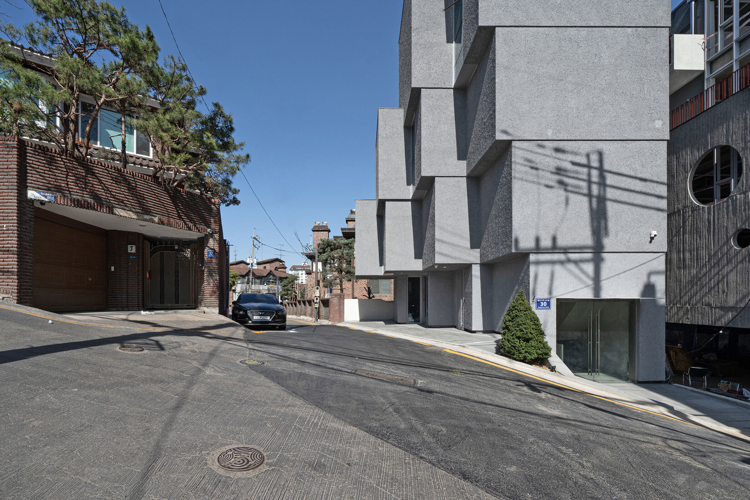 https://archello.com/story/138233/attachments/photos-videos/13 photo_credit Hwang Hyochel