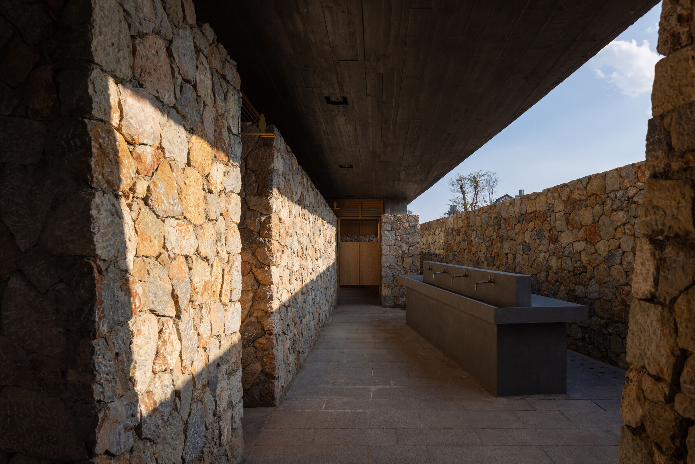 https://archello.com/story/138427/attachments/photos-videos/13 photo_credit Wang Ce