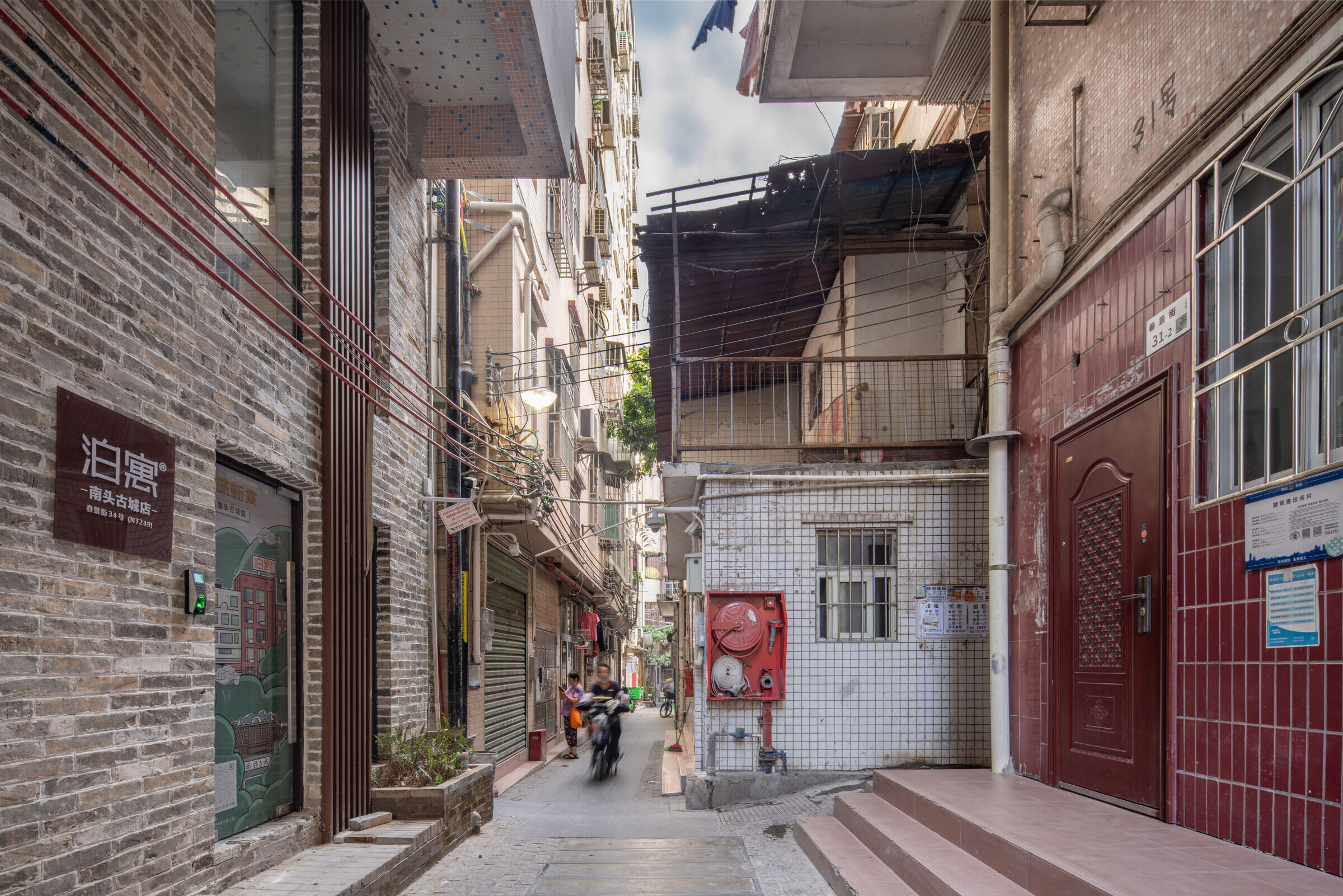 https://archello.com/story/138621/attachments/photos-videos/26 photo_credit © Bai Yu