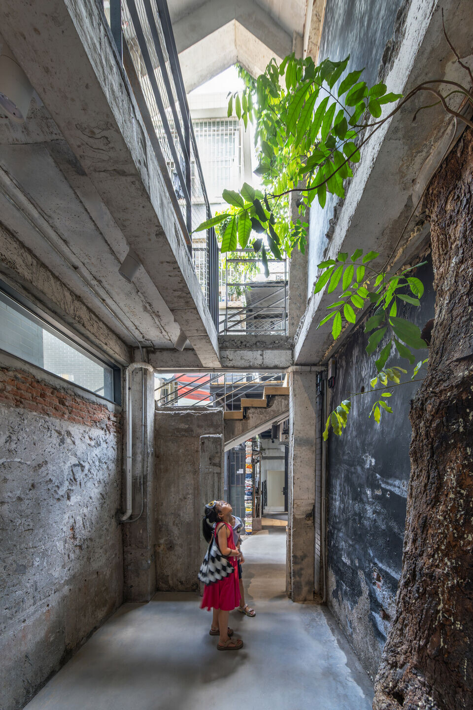 https://archello.com/story/138621/attachments/photos-videos/65 photo_credit © Bai Yu