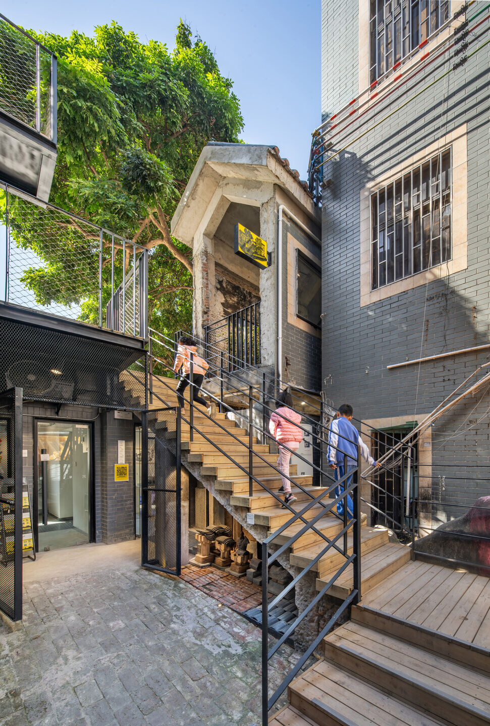 https://archello.com/story/138621/attachments/photos-videos/68 photo_credit © Bai Yu