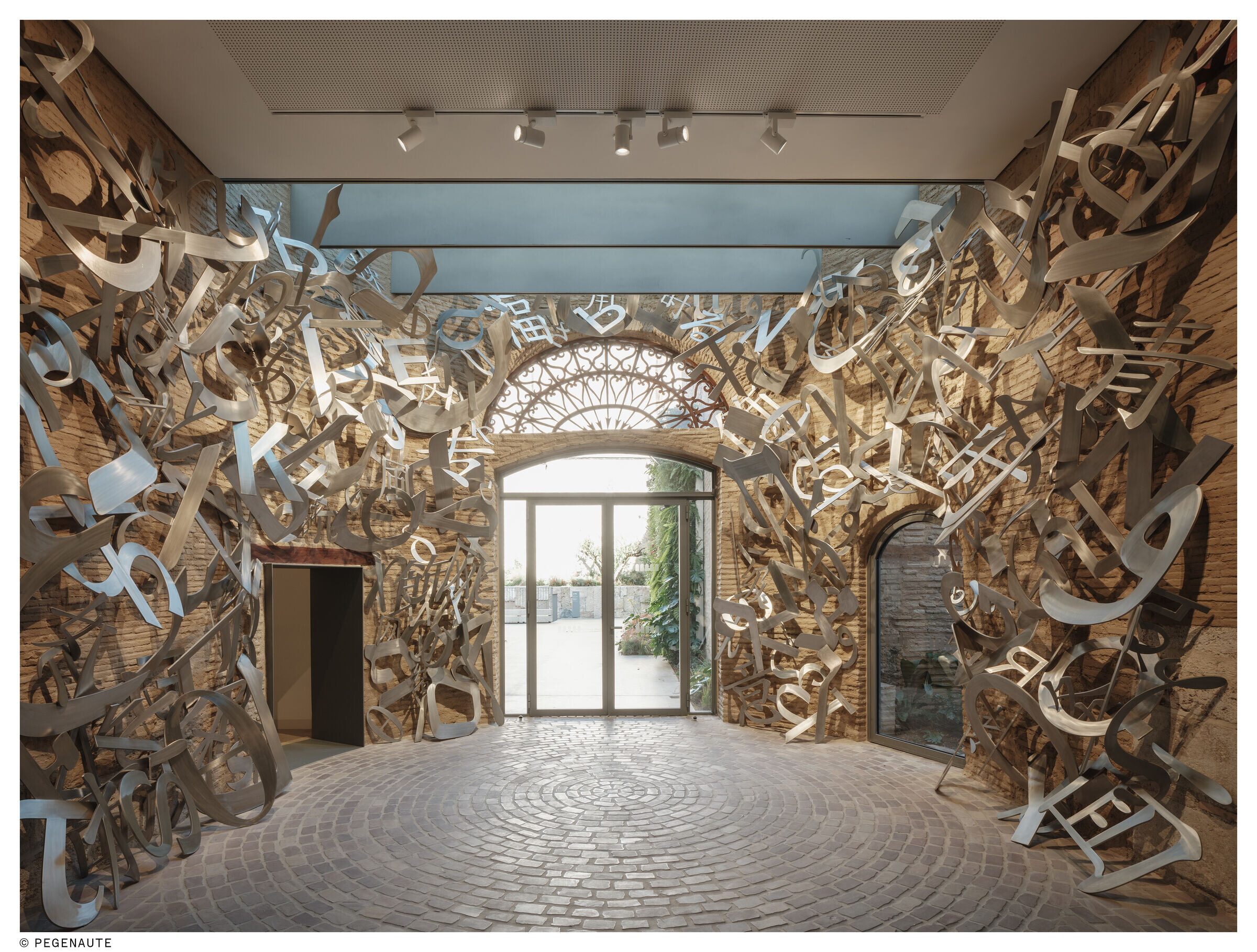 https://archello.com/story/138650/attachments/photos-videos/13 photo_credit Pedro Pegenaute