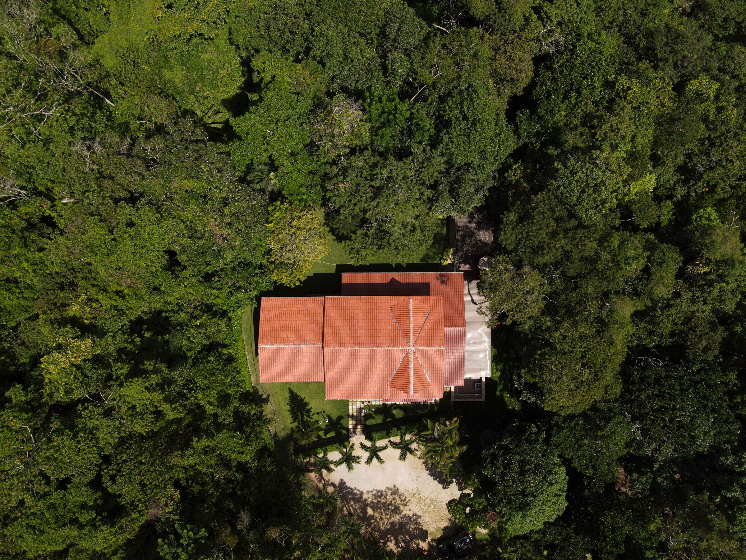 https://archello.com/story/138612/attachments/photos-videos/6 photo_credit Felipe Petrovsky