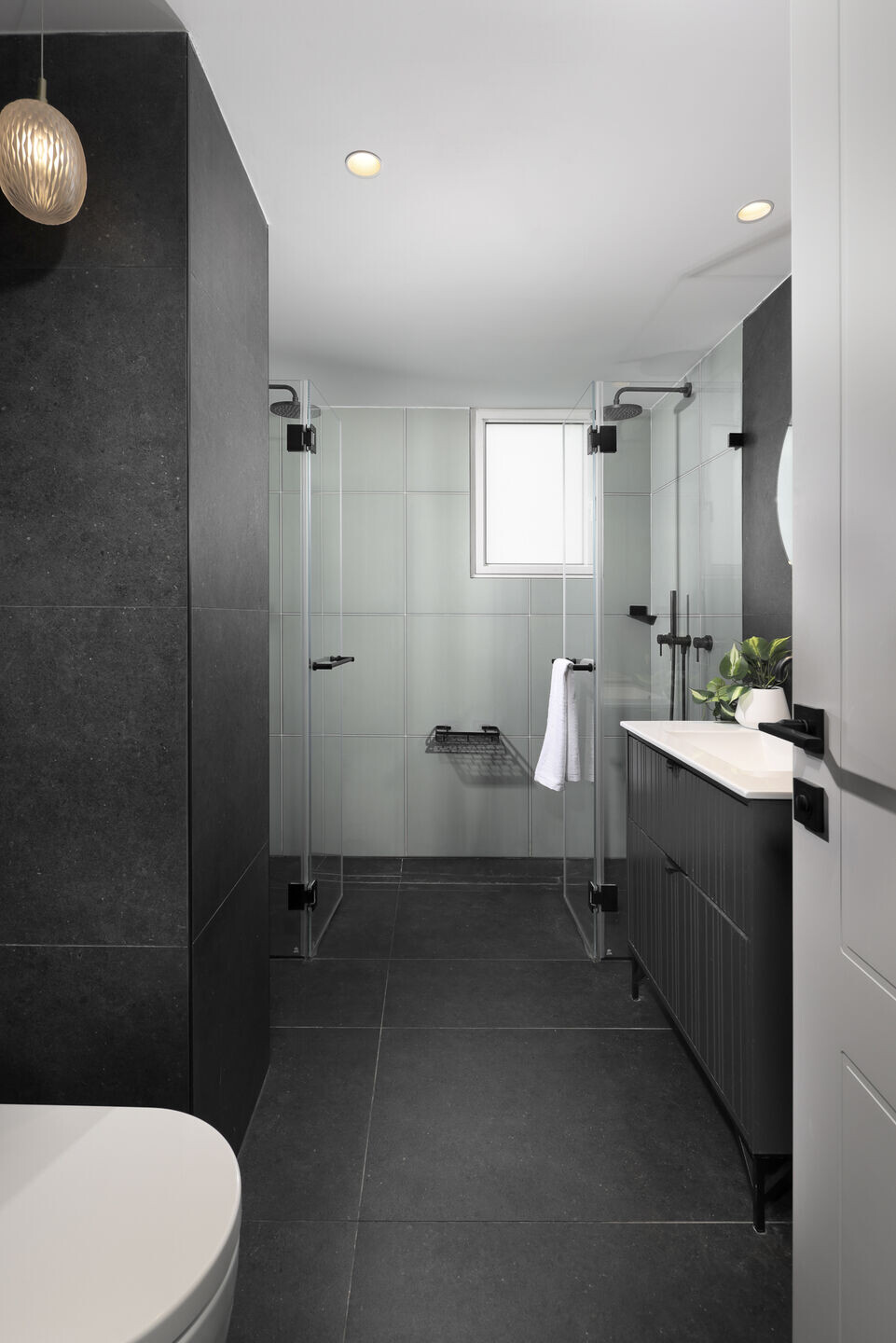 https://archello.com/story/138685/attachments/photos-videos/10 photo_credit Eran Turgeman – Photography Studio