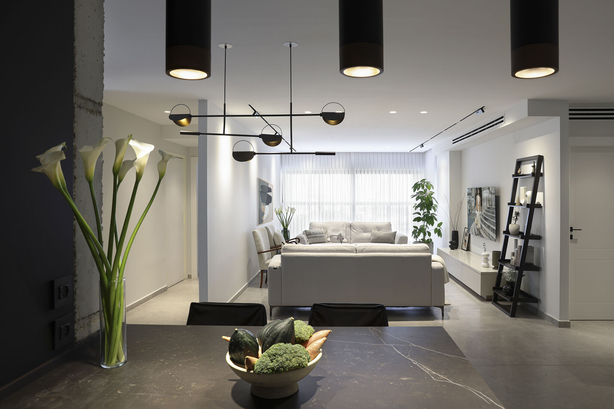 https://archello.com/story/138685/attachments/photos-videos/23 photo_credit Eran Turgeman – Photography Studio