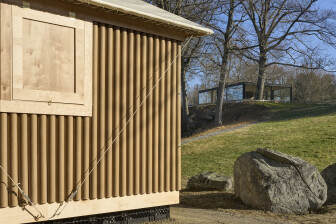 Shigeru Ban’s Paper Log House at Philip Johnson’s Glass House