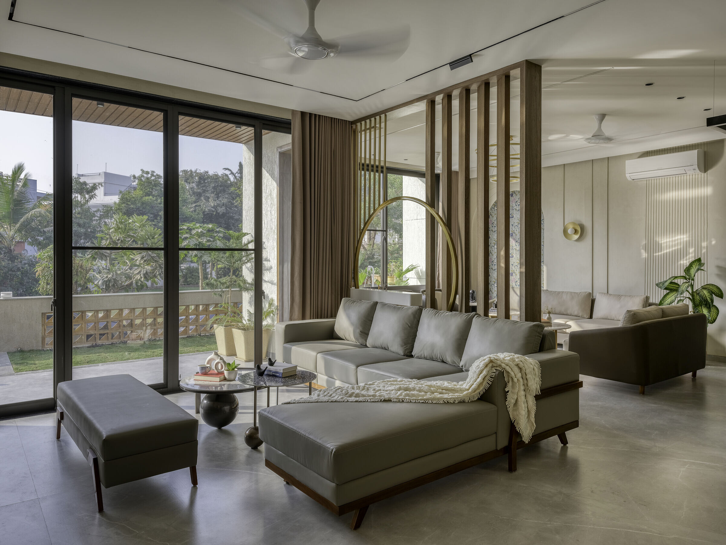 https://archello.com/story/138736/attachments/photos-videos/11 photo_credit Umang Shah
