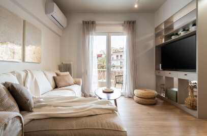Chic & Cozy Airbnb Apartment in Kolonaki