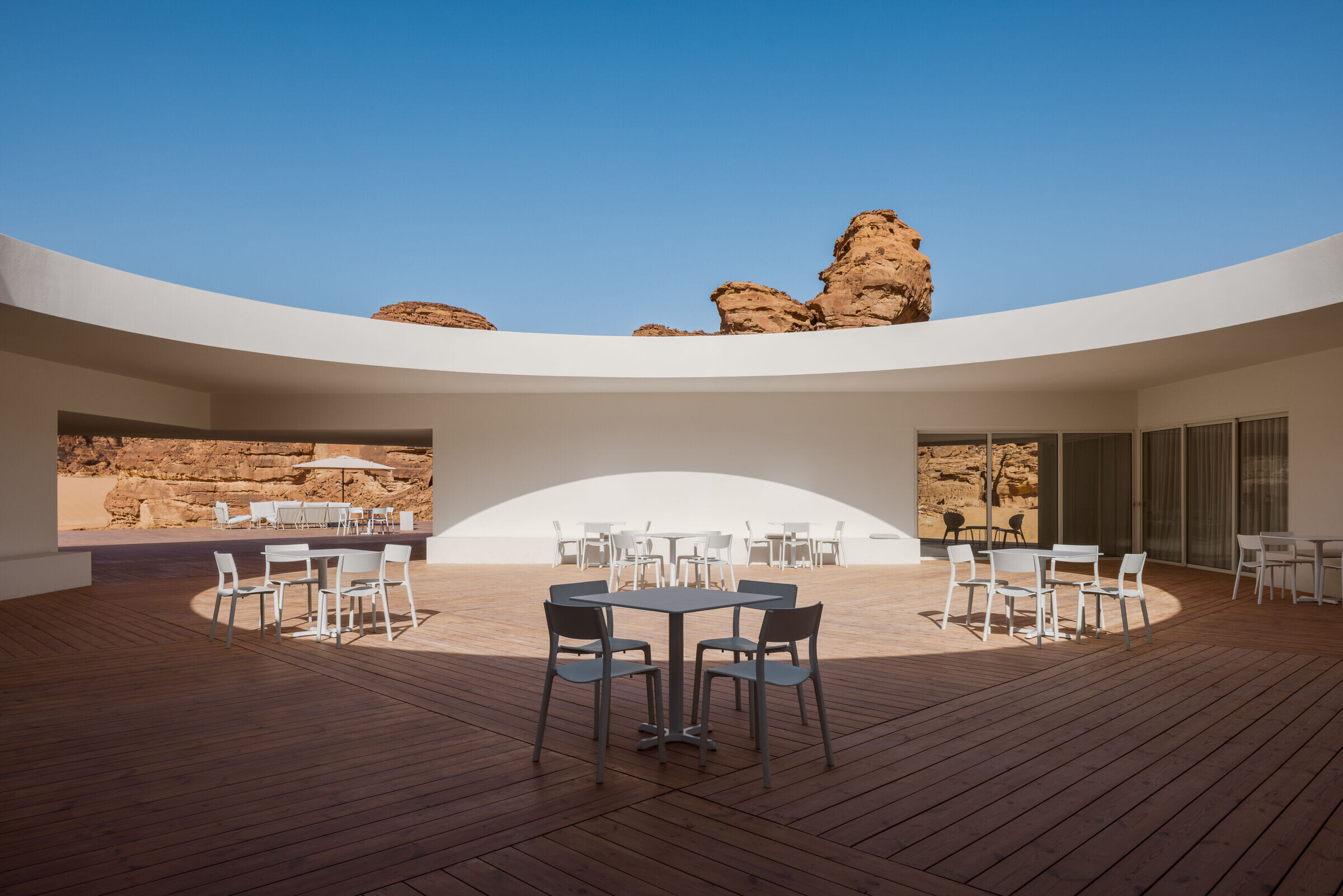 https://archello.com/story/138956/attachments/photos-videos/10 photo_credit Colin Robertson