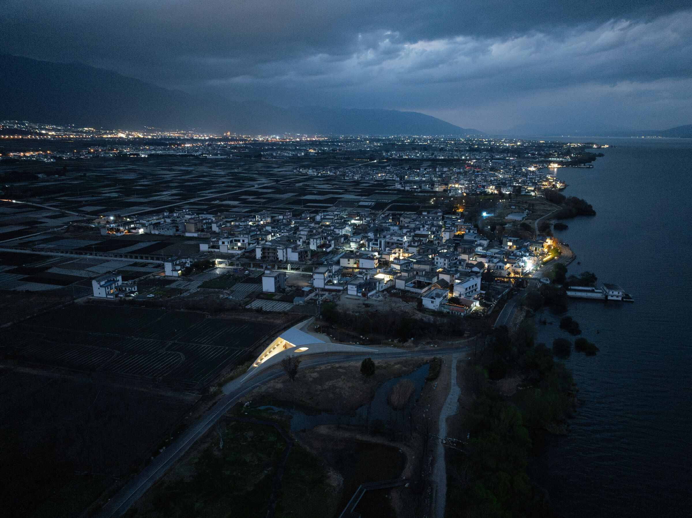 https://archello.com/story/138981/attachments/photos-videos/32 photo_credit Su Chen