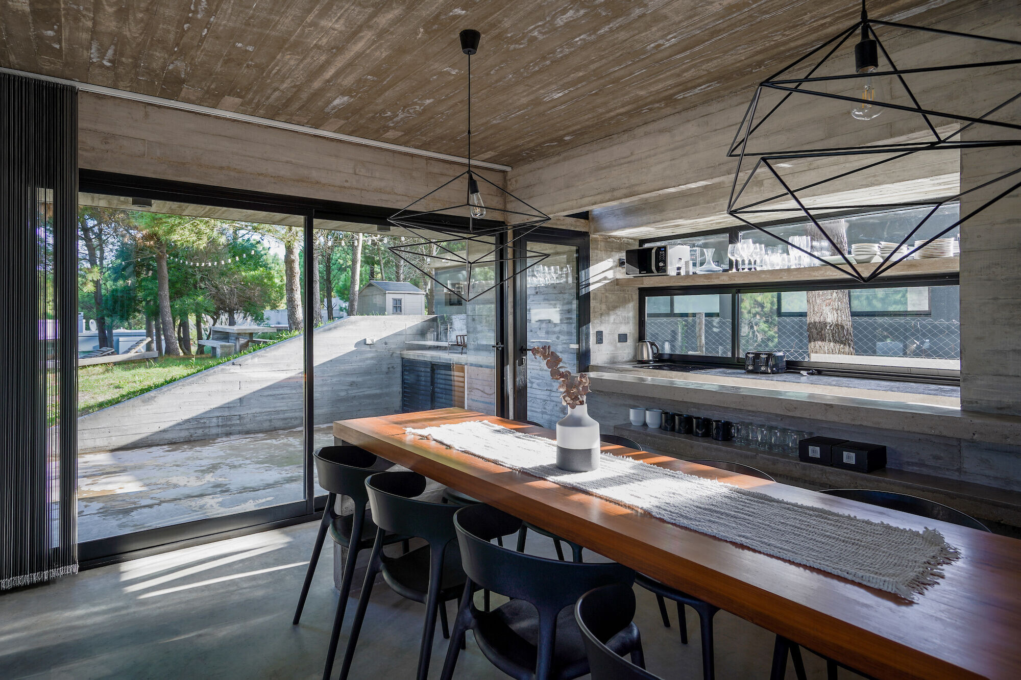https://archello.com/story/139104/attachments/photos-videos/10 photo_credit Hernán de Almeida