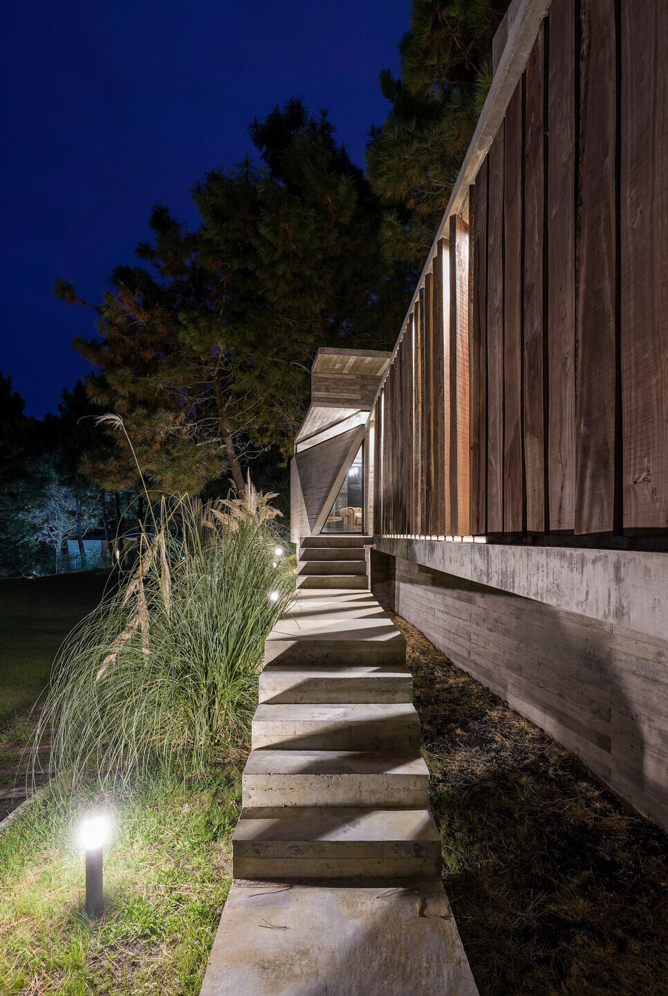 https://archello.com/story/139104/attachments/photos-videos/25 photo_credit Hernán de Almeida