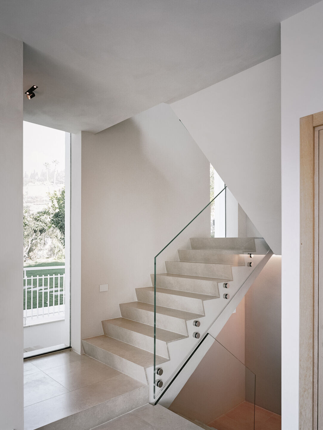https://archello.com/story/139461/attachments/photos-videos/16