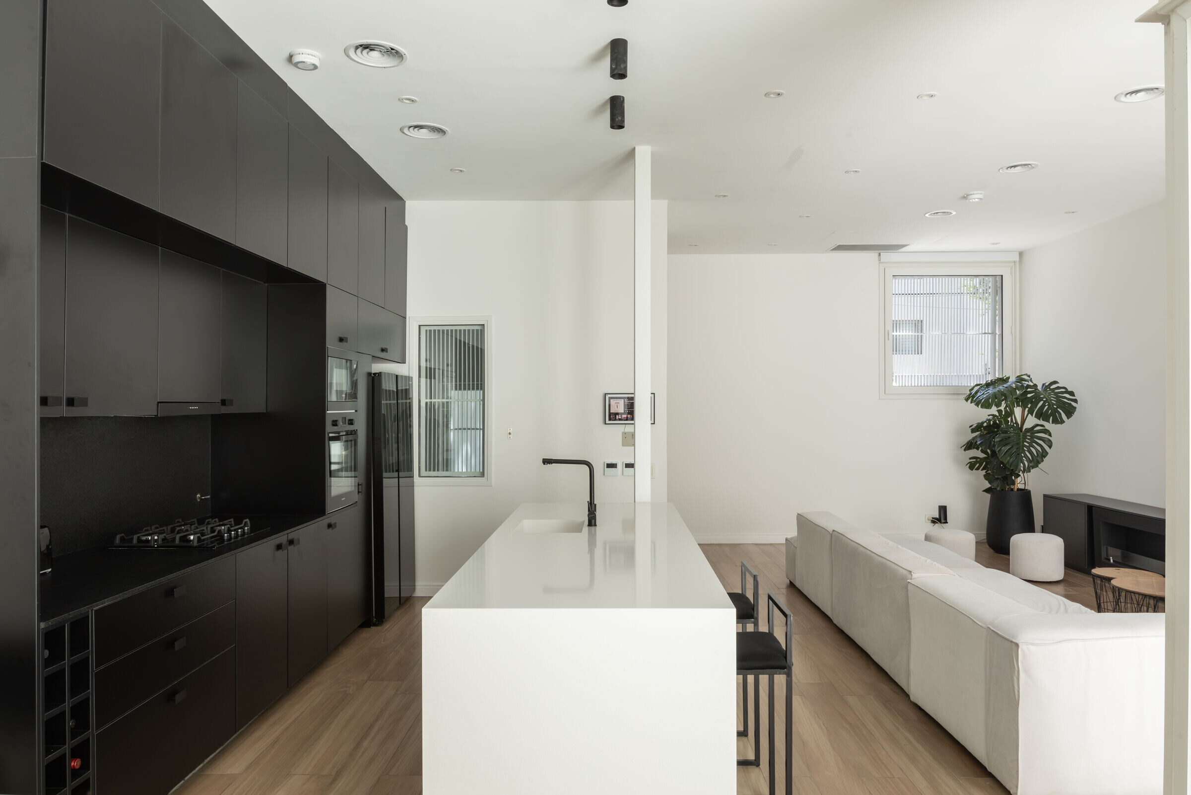 https://archello.com/story/139515/attachments/photos-videos/7 photo_credit Bruto Studio