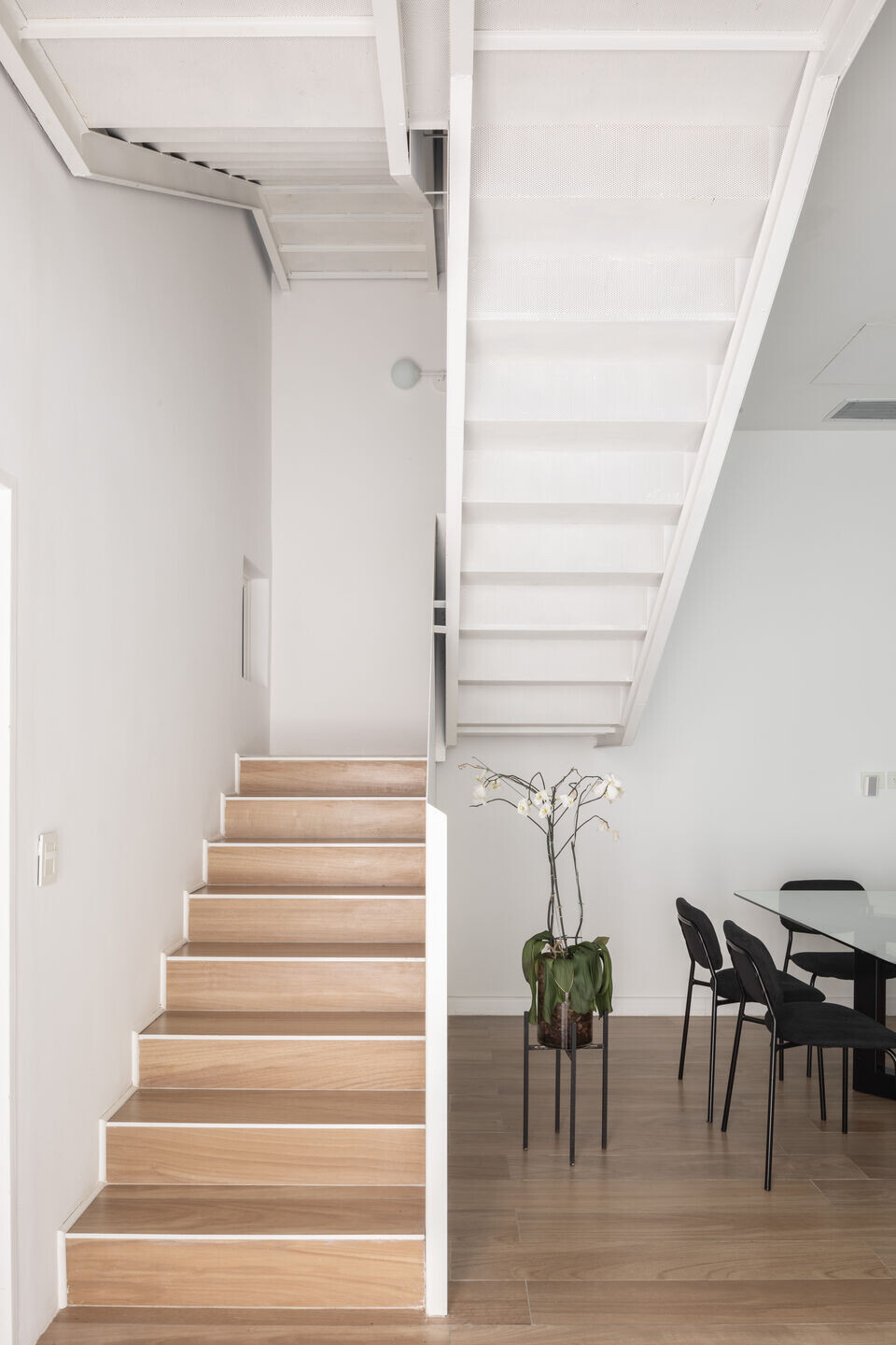 https://archello.com/story/139515/attachments/photos-videos/10 photo_credit Bruto Studio